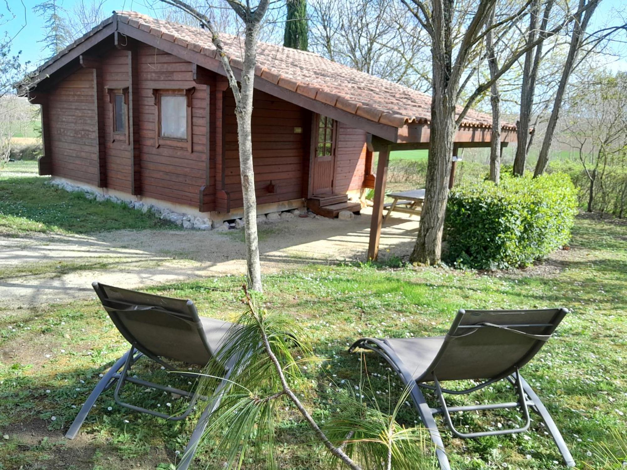 Les Chalets De Grazimis Condom Dış mekan fotoğraf