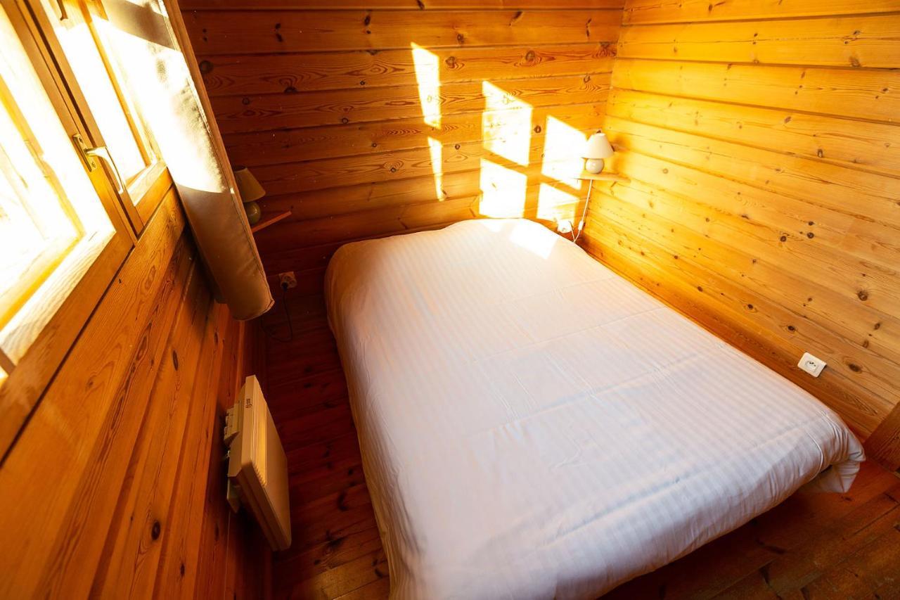 Les Chalets De Grazimis Condom Dış mekan fotoğraf
